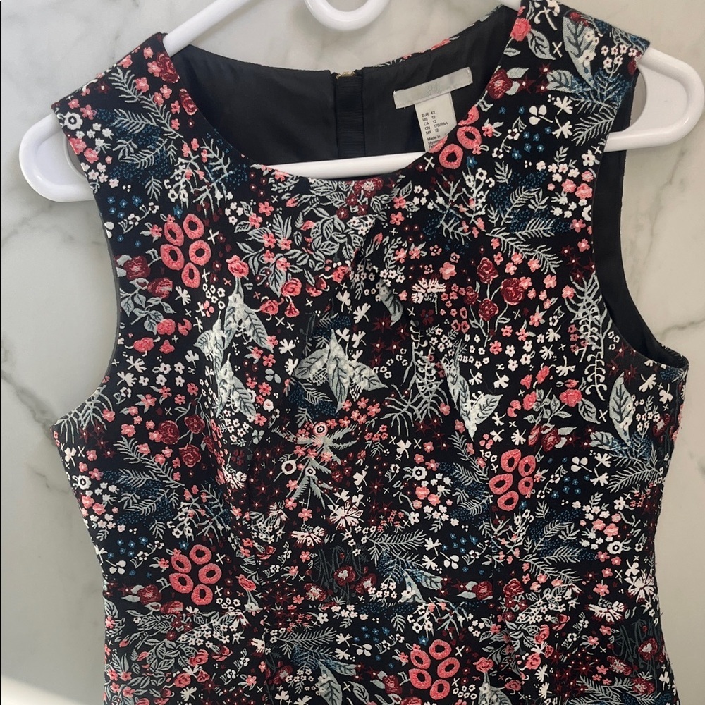 H&M brocade floral mini Dress with gold zipper - Picture 6 of 7